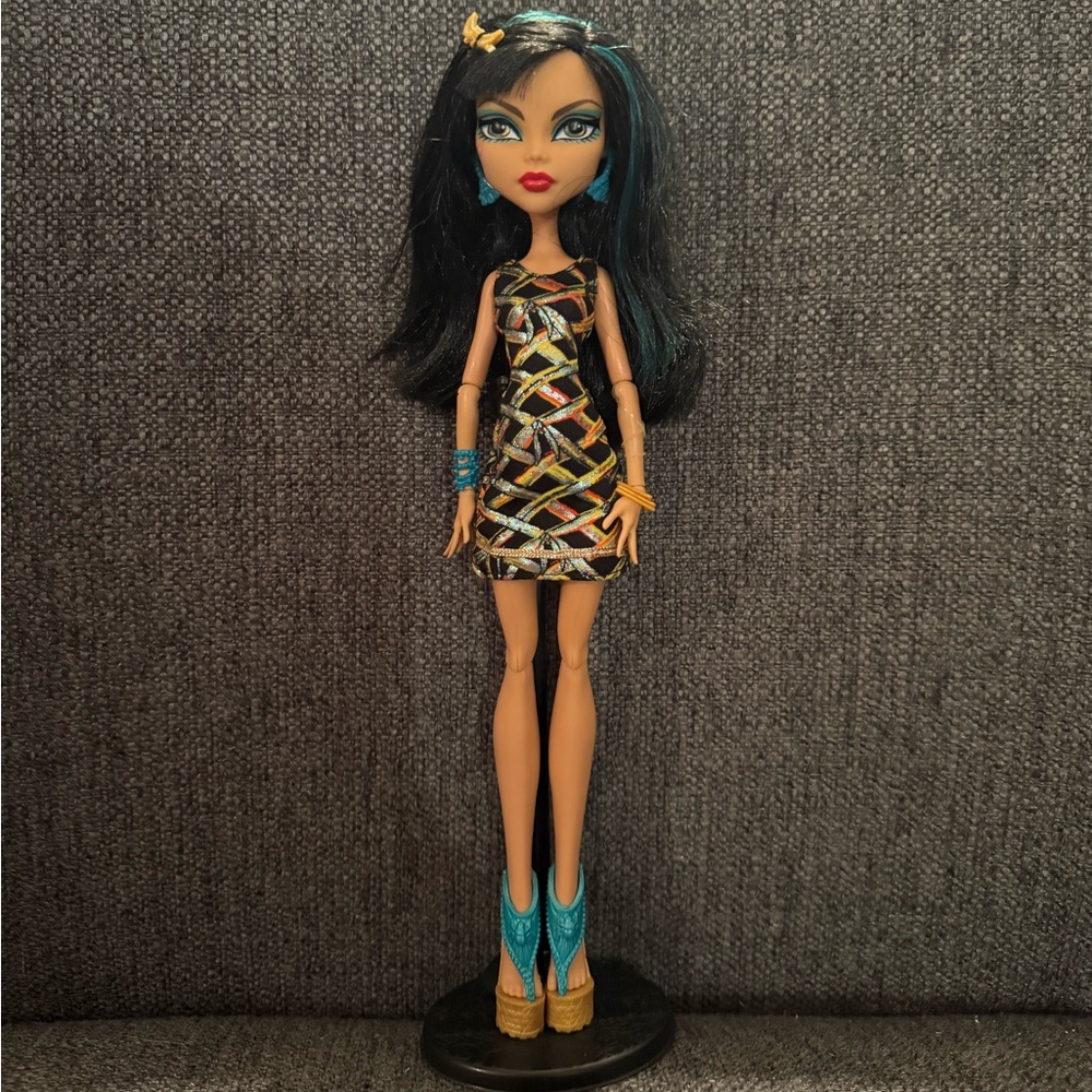 scaris cleo monster high